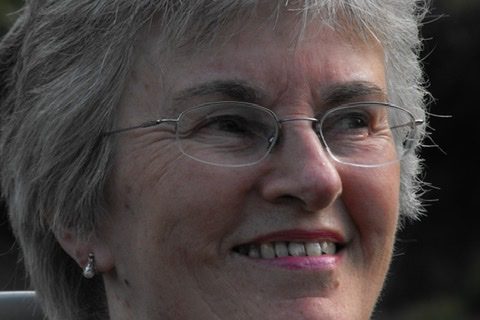 83AA7CC1 FE0F 4931 91A3 D62697C17434 83AA7CC1 FE0F 4931 91A3 D62697C17434